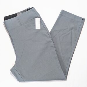 NWT Maurices Crop Pants Womens Sz Large, High Rise Bengaline Gray Pull-On Preppy